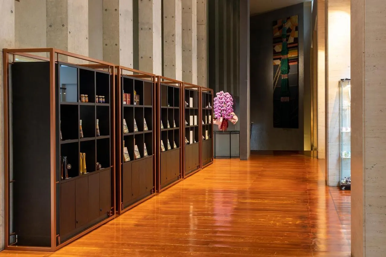 Hakone Hotel 4*,