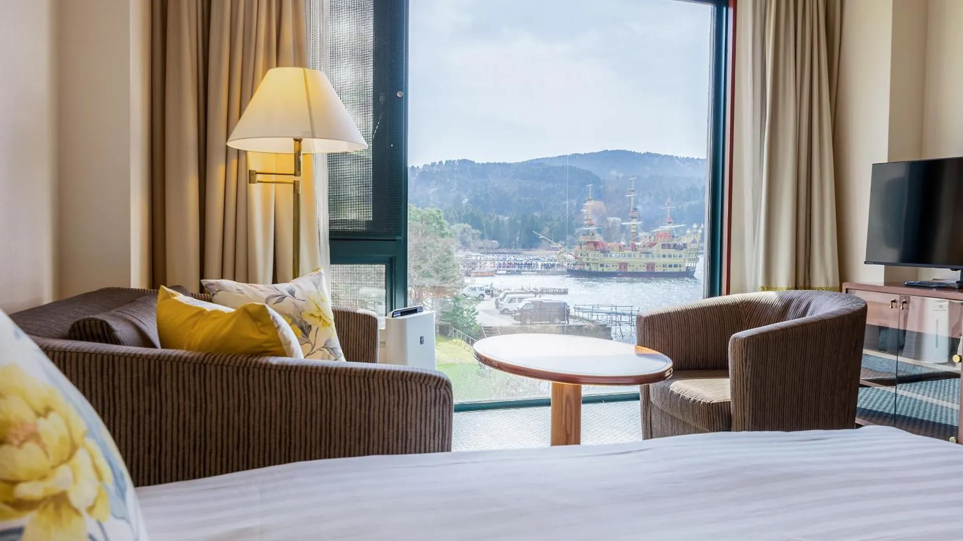 Hakone Hotel 4*,  Japan